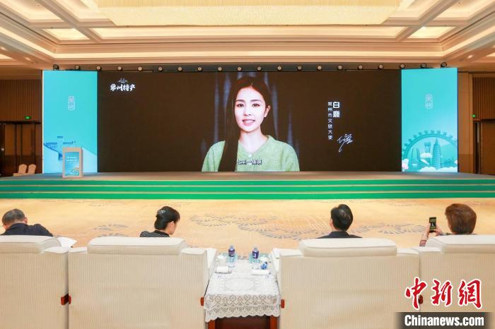 常州籍演員白鹿擔(dān)綱常州文旅大使，為家鄉(xiāng)傾情打CALL?！√凭?攝