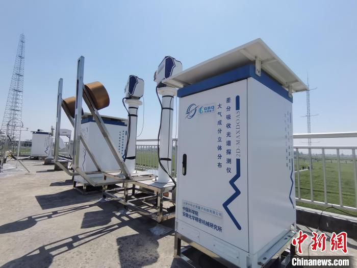 壽縣國家氣候觀象臺(tái)內(nèi)各種觀測(cè)設(shè)備。　吳然 攝