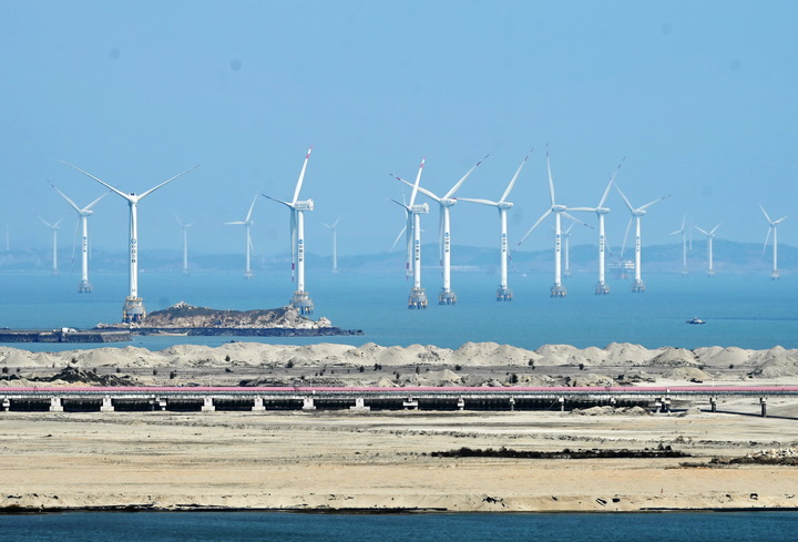 2021年3月9日，三峽福清興化灣海上風(fēng)電場。新華社記者 林善傳 攝