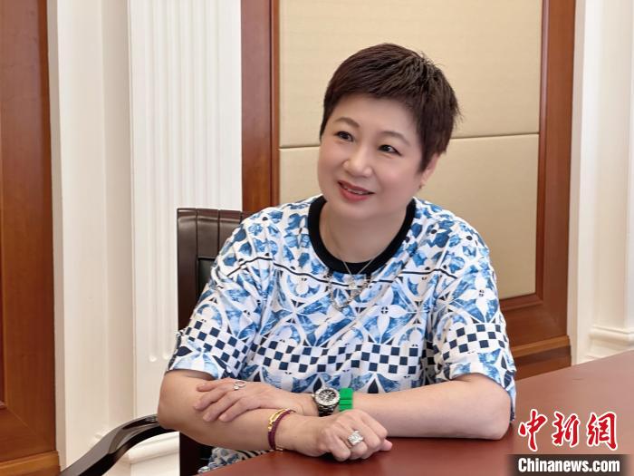 專訪榮毅仁侄女榮智豐：不想為“榮”字丟臉，要做最好