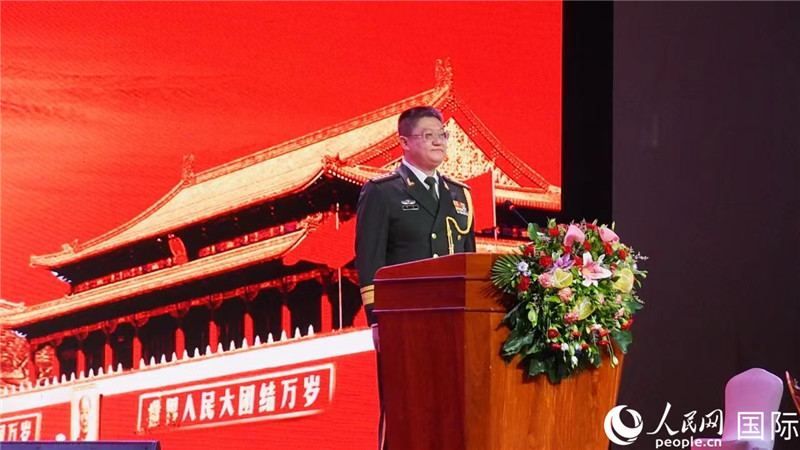 圖為中國駐老撾大使館國防武官李兵大校致辭。人民網(wǎng)記者 孫廣勇攝