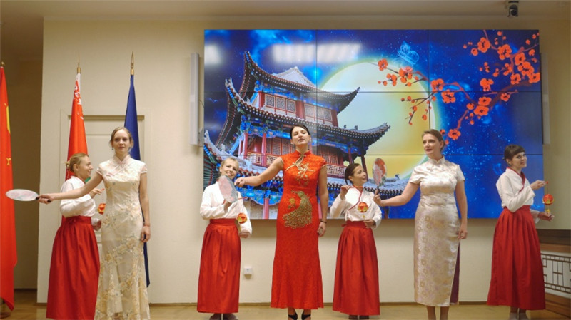 白俄羅斯國立大學(xué)孔子學(xué)院的中秋晚會(huì)。受訪者供圖