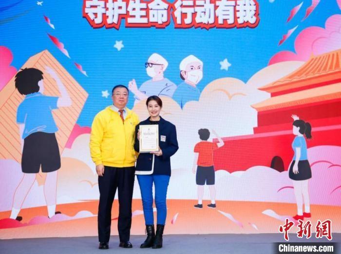 演員周海媚受邀參與公益活動?！」鶆P敏 攝
