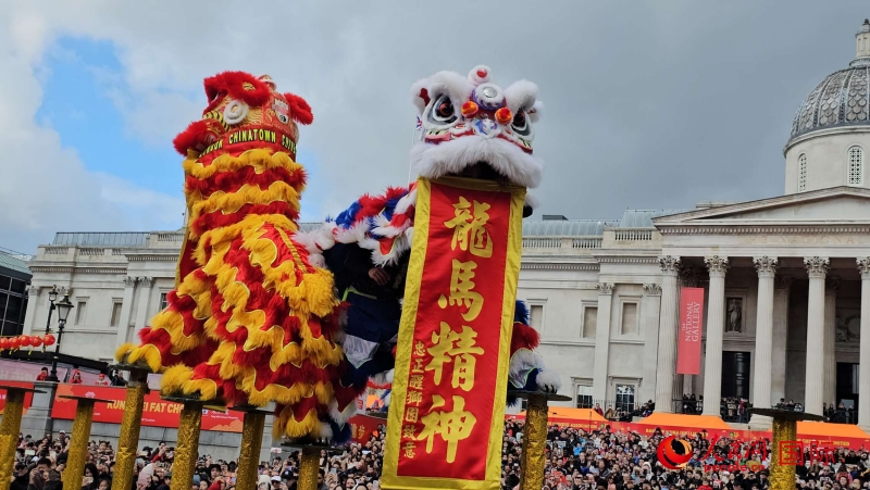 倫敦新春慶典現(xiàn)場。人民網(wǎng) 郭錦標(biāo)、楊浩鵬攝