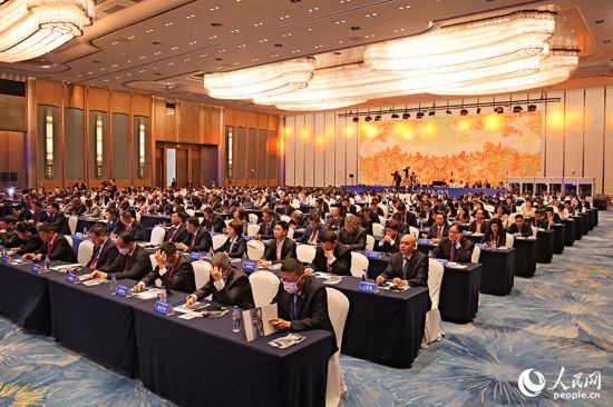 與會嘉賓濟濟一堂。人民網(wǎng)記者 陳博攝