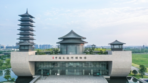  運河畔的揚州中國大運河博物館。 齊立廣攝