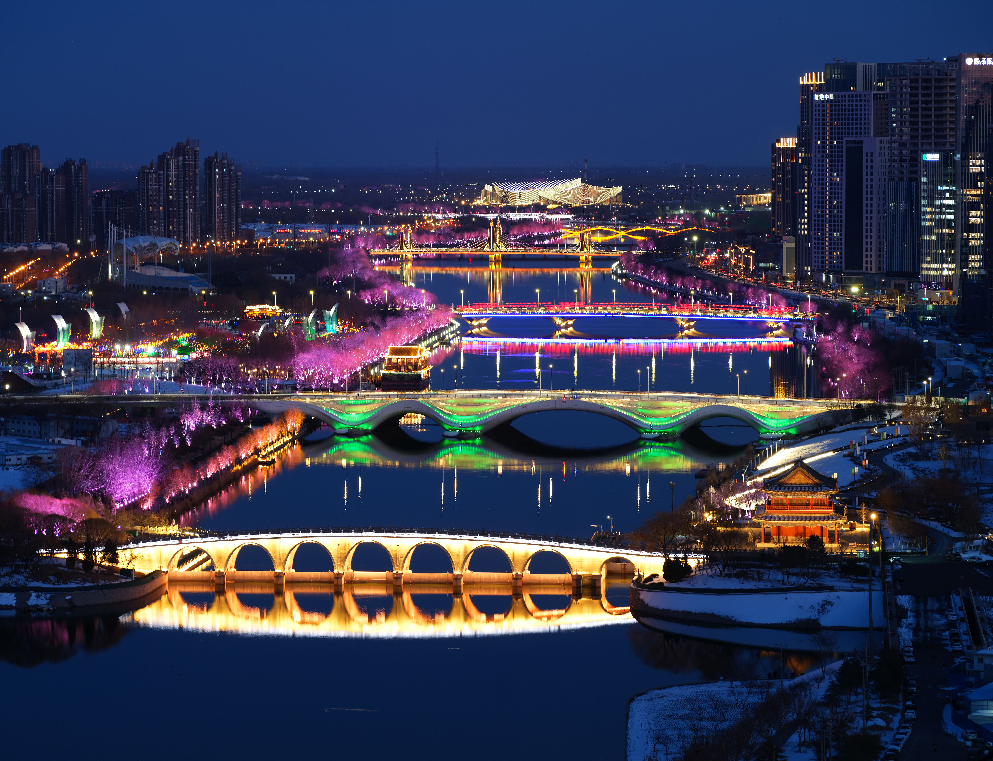 2024年2月22日，京杭大運(yùn)河北京通州段夜景。