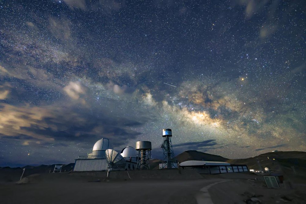絕美暗夜星空。貢覺群培攝