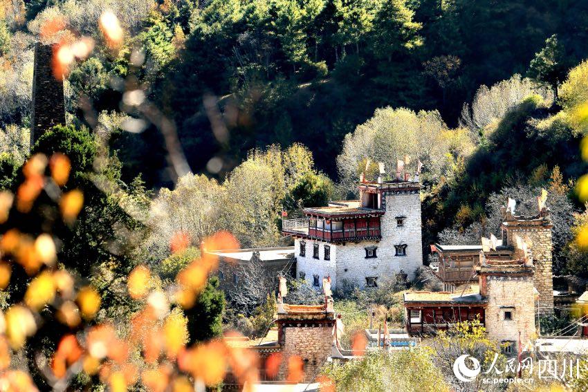 丹巴美景。李永安攝