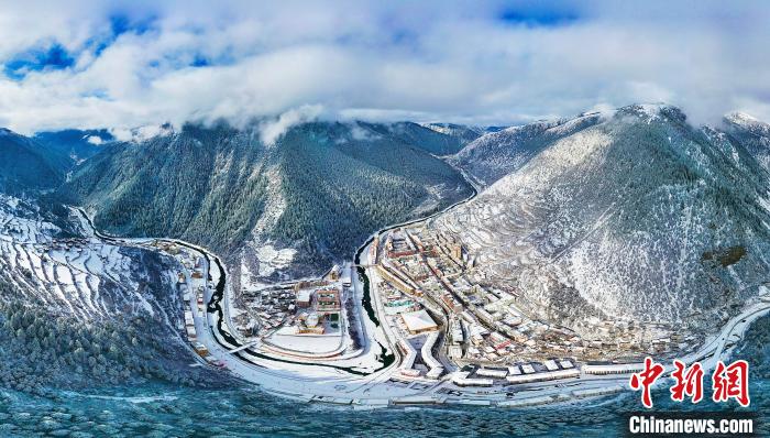 壤塘的雪后美景。　壤塘縣融媒體中心供圖