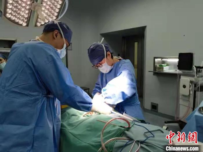 “格?；ㄖ異邸睘?61人次西藏患兒開展髖關節(jié)愛心手術