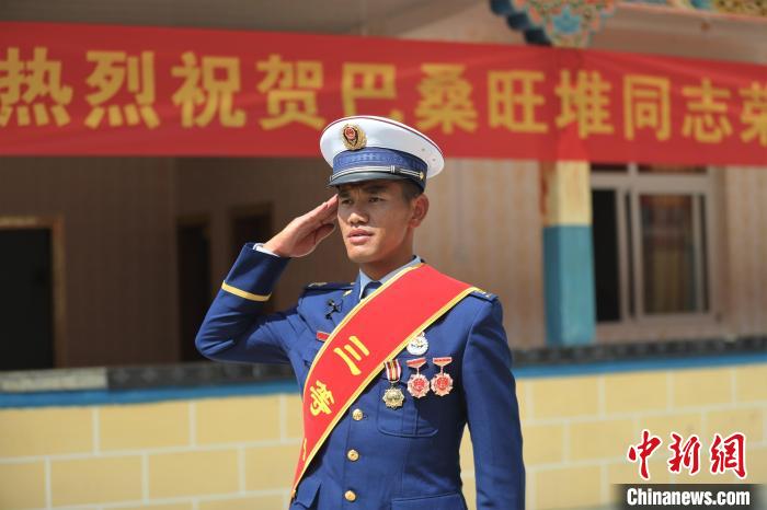 護西藏“江南”森林生態(tài)安全、提升專業(yè)技能兩位消防員獲個人三等功